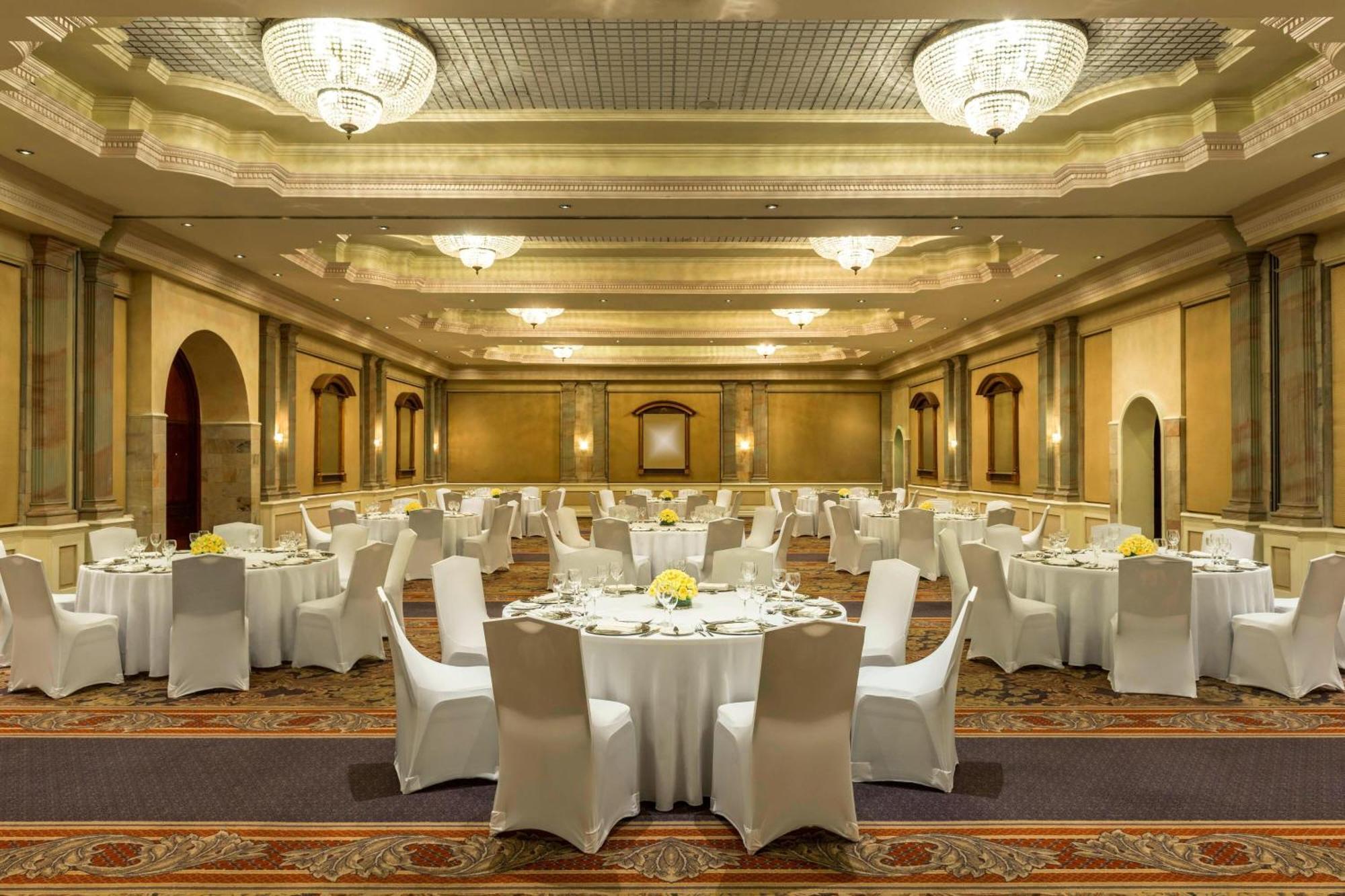 Ct Hotel Pretoria-Noord Exterior foto The Grand Ballroom