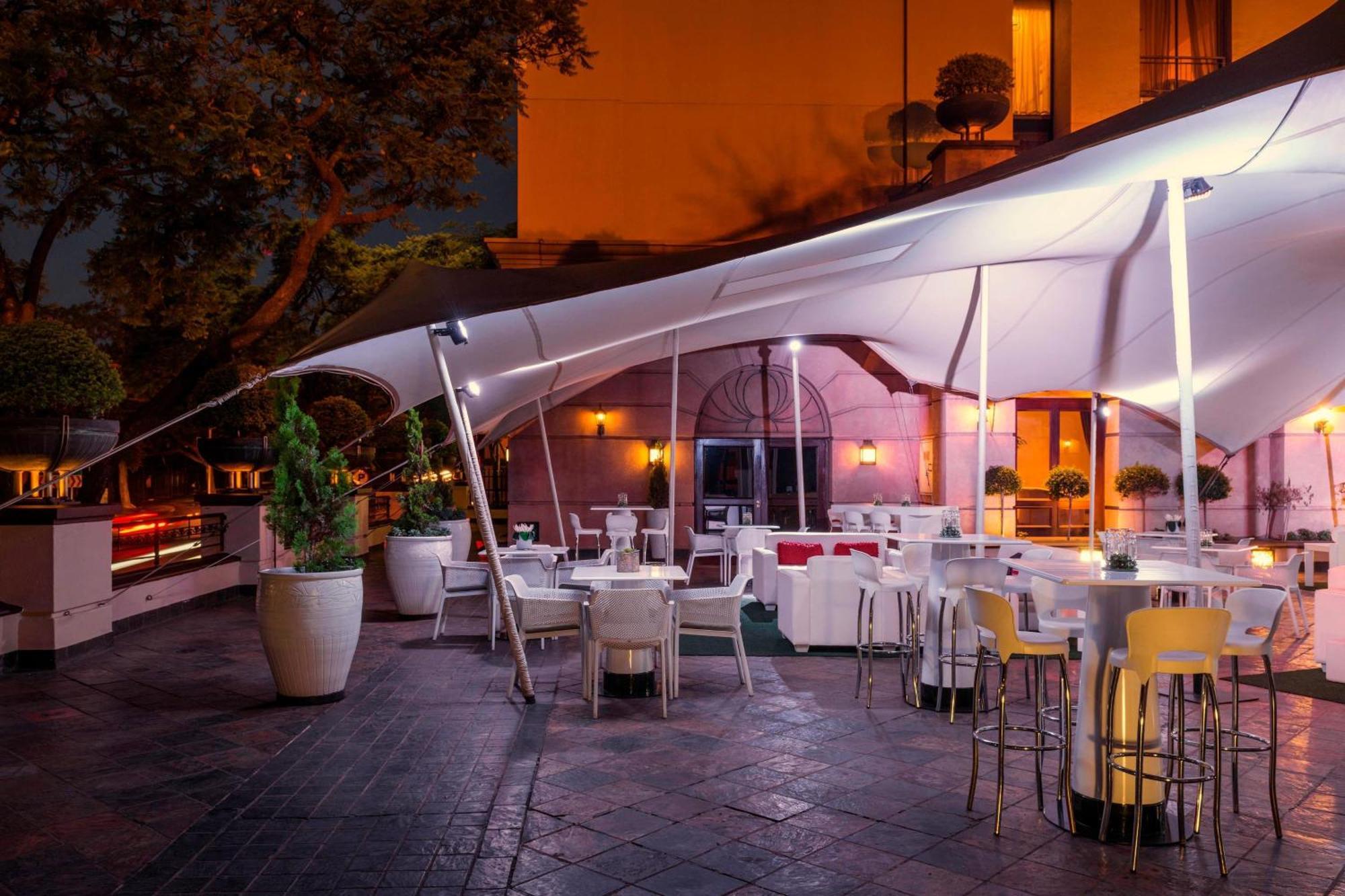 Ct Hotel Pretoria-Noord Exterior foto The Terrace at the Hotel